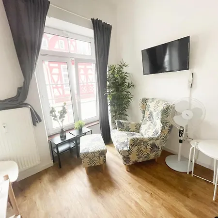 Ferienzimmer Mit Kueche Mitten Im Zentrum Perfekt Um Stadt Zu Erkunden Coblença