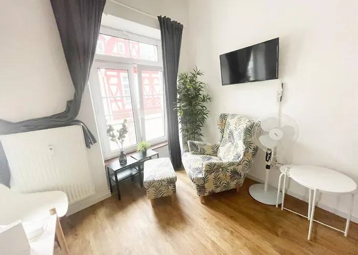 Ferienzimmer Mit Kueche Mitten Im Zentrum Perfekt Um Stadt Zu Erkunden Koblenc